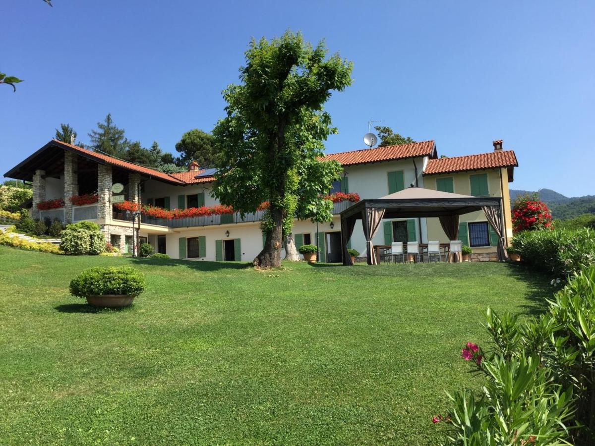 Casale Raffaello Hotel Albese Con Cassano Exterior photo